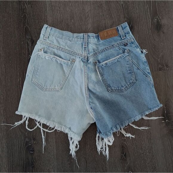 Vintage Made in USA Raw Frayed Hem Half Bleached Distressed High Rise Shorts 10 - Picture 4 of 10